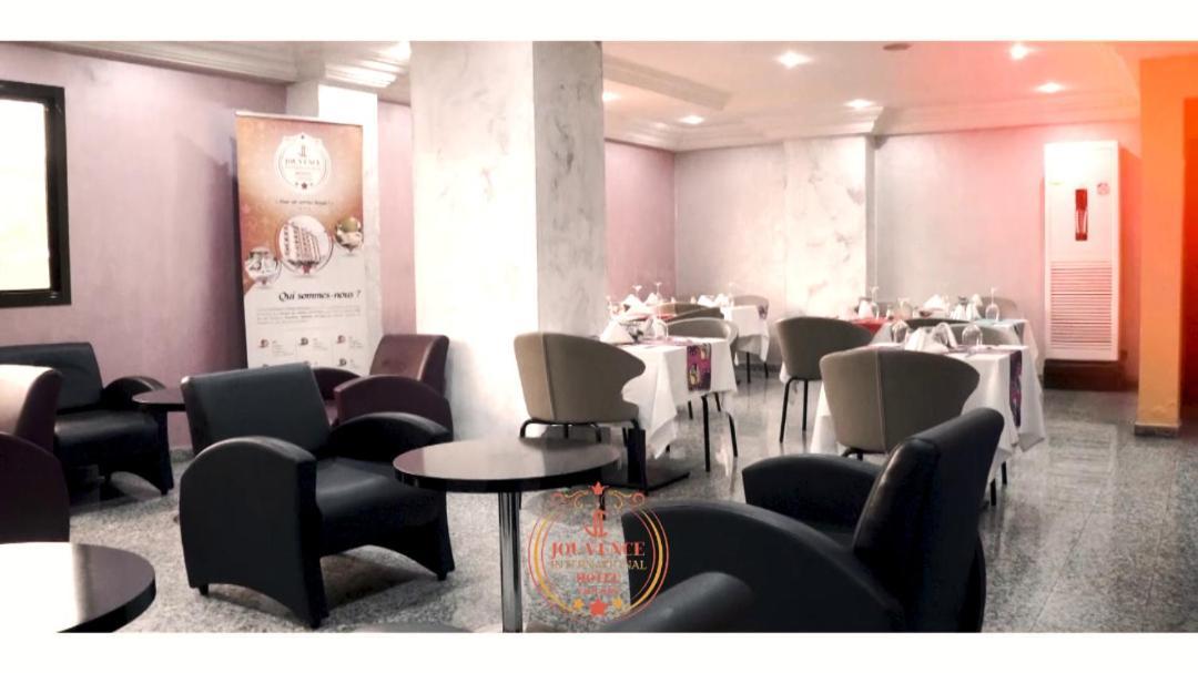 Hotel Jouvence International Яунде Экстерьер фото